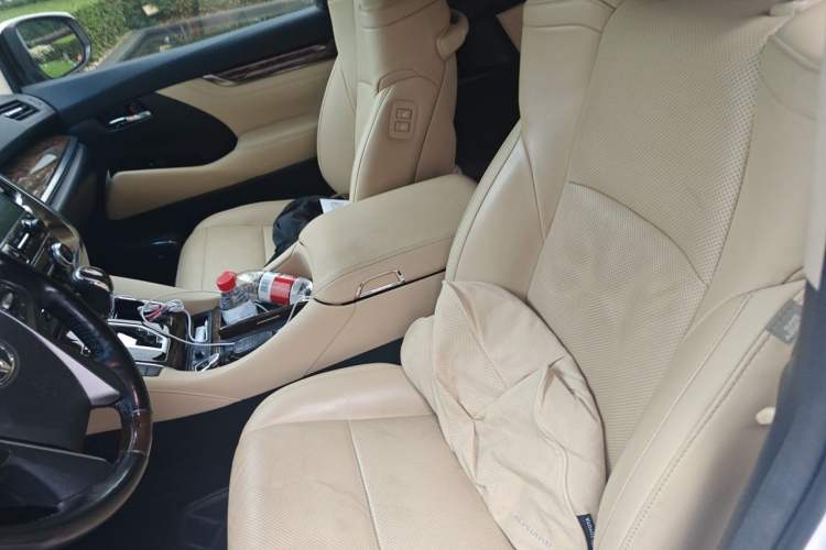 Used Toyota Alphard 2021 Dual-Engine 2.5L Luxury Edition Left Front Seat