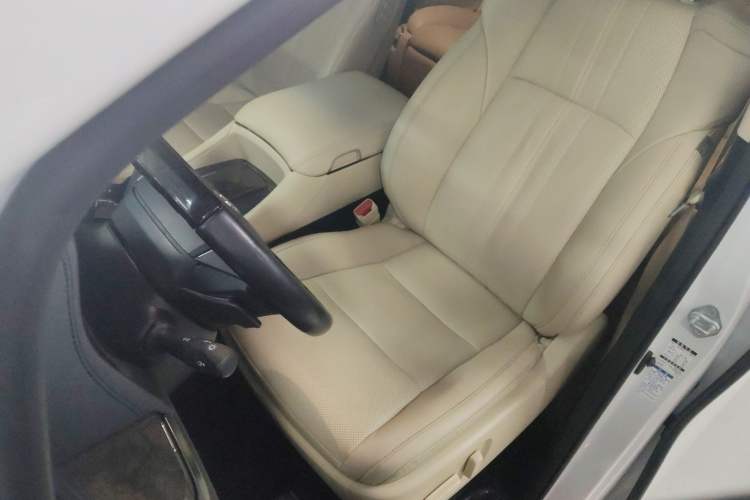 Used Toyota Alphard 2021 Dual-Engine 2.5L Prestige Edition Left Front Seat