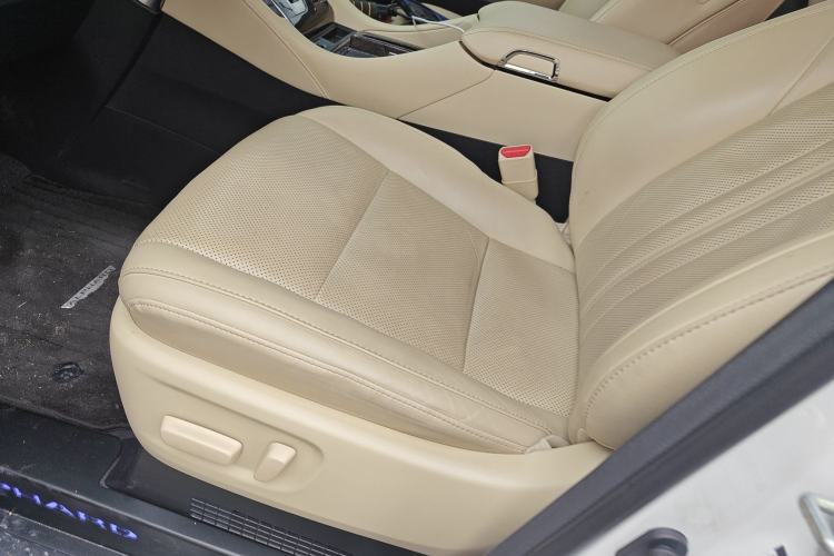 Used Toyota Alphard 2021 Dual-Engine 2.5L Prestige Edition Left Front Seat