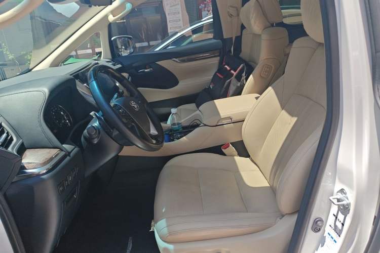 Used Toyota Alphard 2021 Dual-Engine 2.5L Prestige Edition Left Front Seat