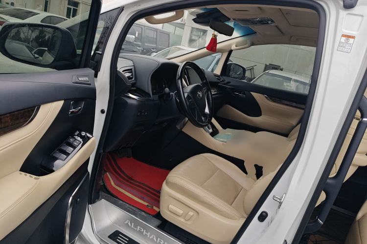Used Toyota Alphard 2021 Dual-Engine 2.5L Luxury Edition Left Front Seat