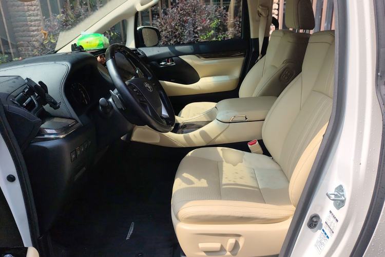 Used Toyota Alphard 2021 Dual-Engine 2.5L Prestige Edition Left Front Seat