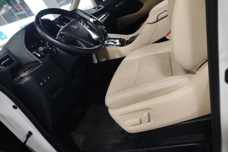 Used Toyota Alphard 2021 Dual-Engine 2.5L Luxury Edition Left Front Seat