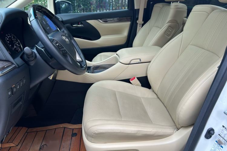 Used Toyota Alphard 2021 Dual-Motor 2.5L Premium Edition Left Front Seat