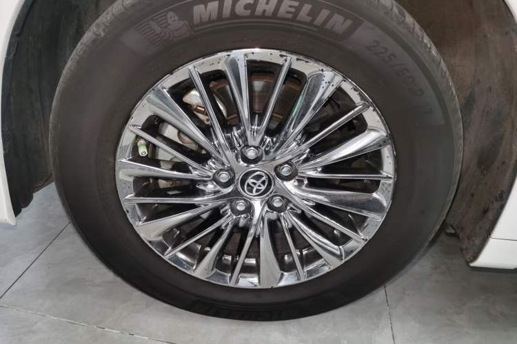 Used Toyota Alphard 2021 Dual-Engine 2.5L Prestige Edition Left Front Wheel Hub