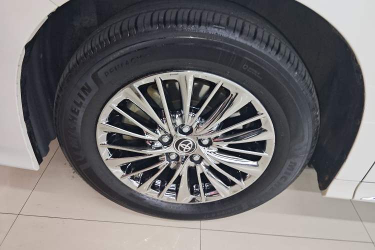 Used Toyota Alphard 2021 Dual-Motor 2.5L Premium Edition Left Front Wheel Hub