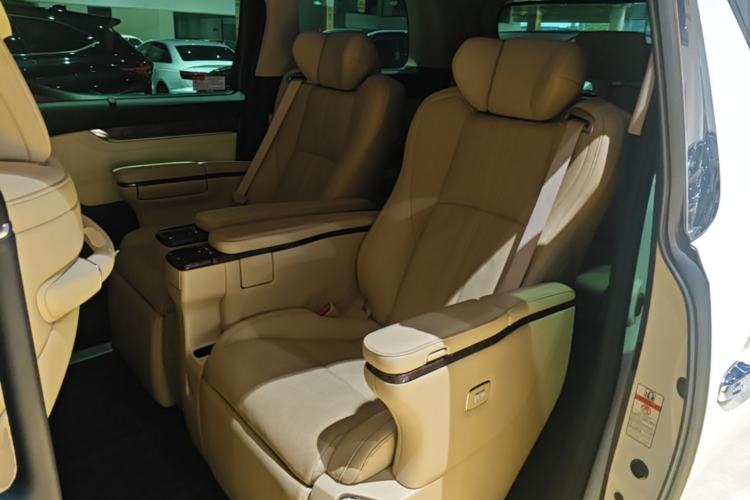 Used Toyota Alphard 2021 Dual-Motor 2.5L Premium Edition Left Rear Seat