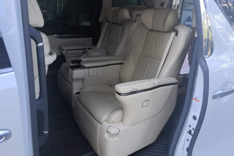 Used Toyota Alphard 2021 Dual-Motor 2.5L Premium Edition Left Rear Seat
