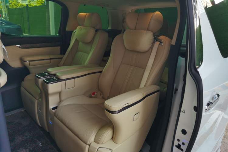 Used Toyota Alphard 2021 Dual-Engine 2.5L Prestige Edition Left Rear Seat