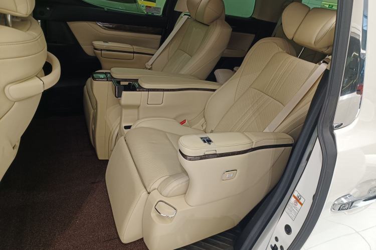 Used Toyota Alphard 2021 Dual-Engine 2.5L Prestige Edition Left Rear Seat