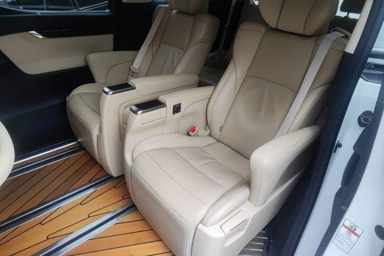 Used Toyota Alphard 2021 Dual-Engine 2.5L Luxury Edition Left Rear Seat