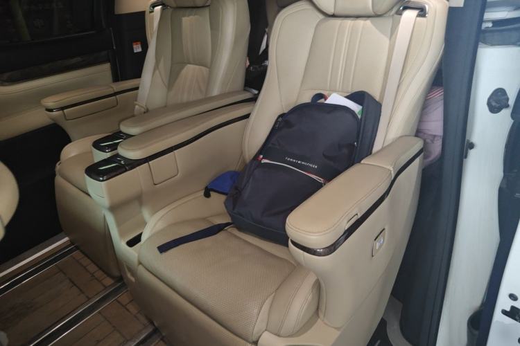 Used Toyota Alphard 2021 Dual-Motor 2.5L Premium Edition Left Rear Seat
