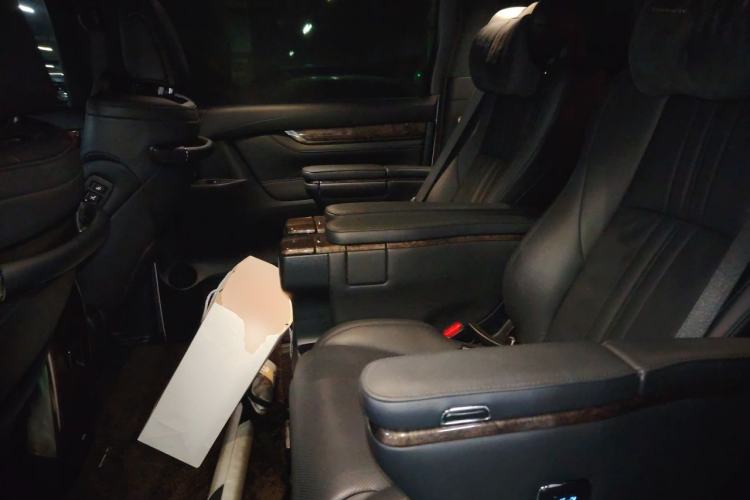 Used Toyota Alphard 2021 Dual-Engine 2.5L Prestige Edition Left Rear Seat
