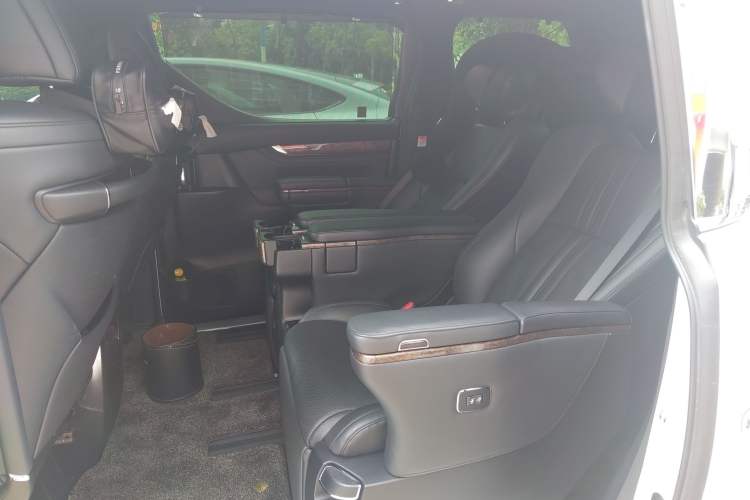 Used Toyota Alphard 2021 Dual-Engine 2.5L Prestige Edition Left Rear Seat