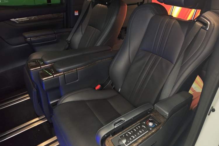 Used Toyota Alphard 2021 Dual-Motor 2.5L Premium Edition Left Rear Seat