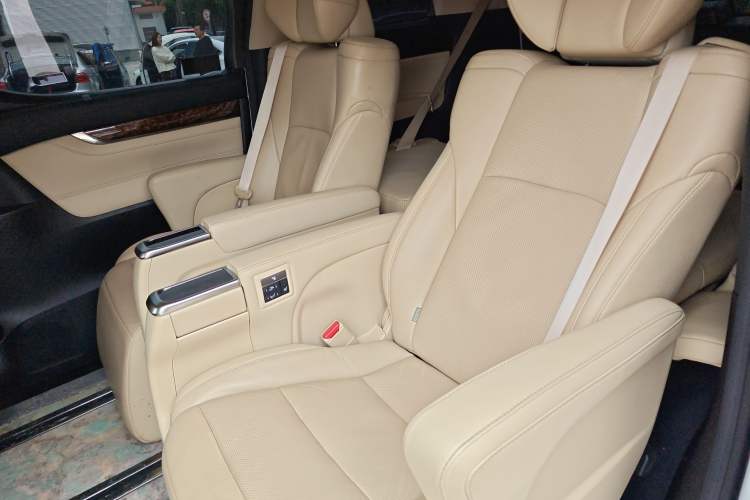 Used Toyota Alphard 2021 Dual-Engine 2.5L Luxury Edition Left Rear Seat