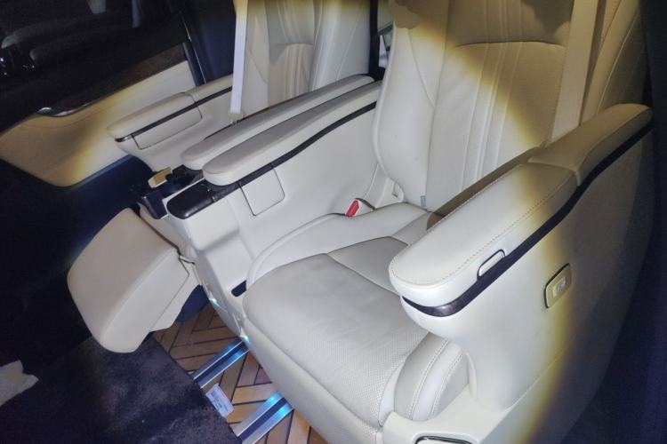 Used Toyota Alphard 2021 Dual-Motor 2.5L Premium Edition Left Rear Seat