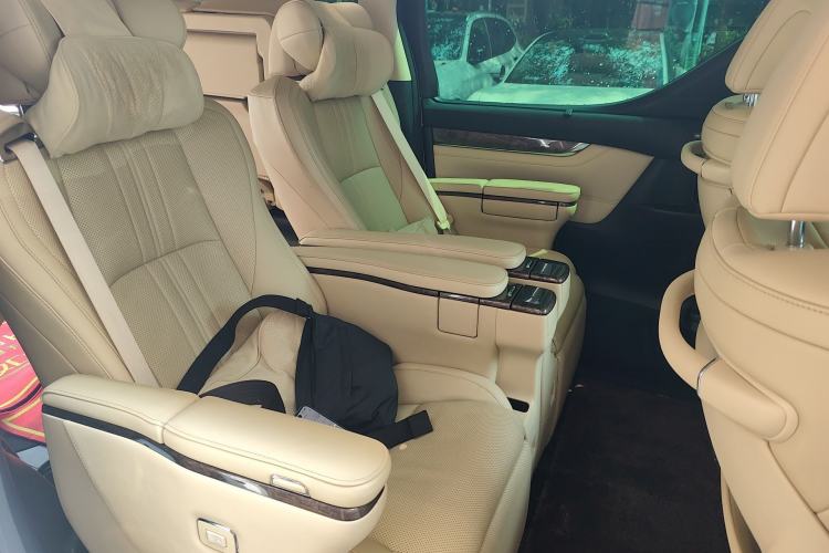 Used Toyota Alphard 2021 Dual-Engine 2.5L Prestige Edition Left Rear Seat