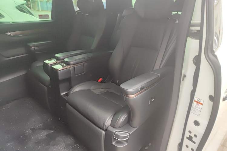 Used Toyota Alphard 2021 Dual-Engine 2.5L Prestige Edition Left Rear Seat