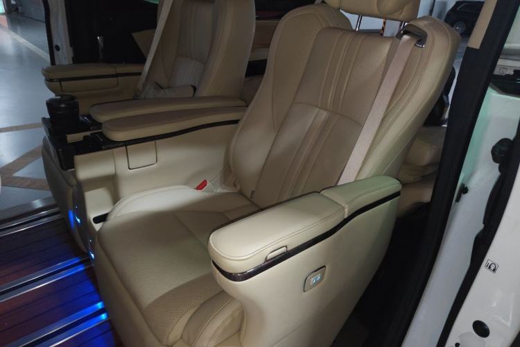 Used Toyota Alphard 2021 Dual-Motor 2.5L Premium Edition Left Rear Seat