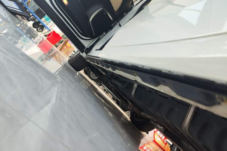 Used Toyota Alphard 2021 Dual-Engine 2.5L Luxury Edition Left Side Sill