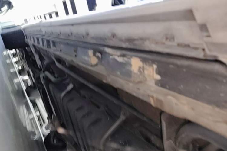 Used Toyota Alphard 2021 Dual-Motor 2.5L Premium Edition Left Side Sill