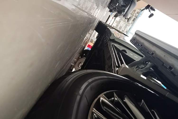 Used Toyota Alphard 2021 Dual-Motor 2.5L Premium Edition Left Side Sill