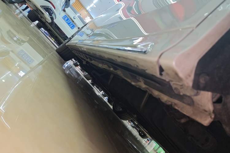 Used Toyota Alphard 2021 Dual-Motor 2.5L Premium Edition Left Side Sill