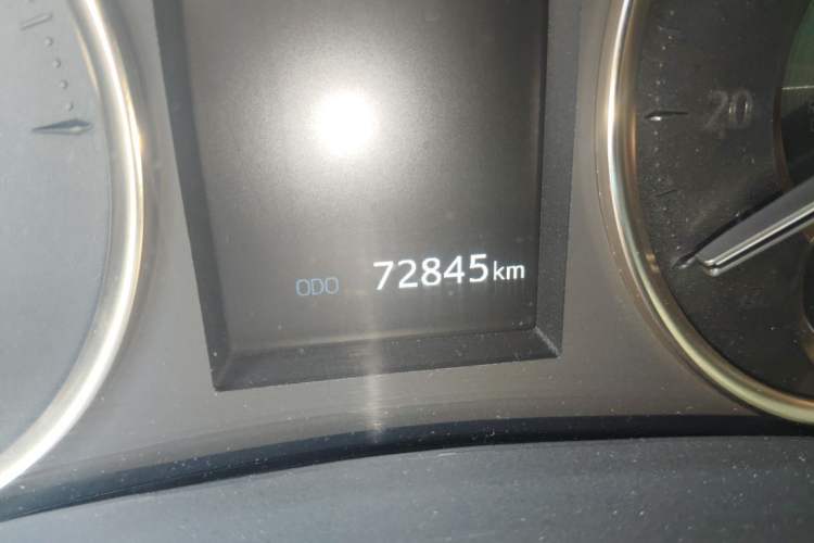 Used Toyota Alphard 2021 Dual-Engine 2.5L Prestige Edition Odometer Close Up