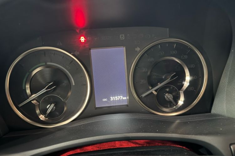 Used Toyota Alphard 2021 Dual-Engine 2.5L Prestige Edition Odometer Close Up
