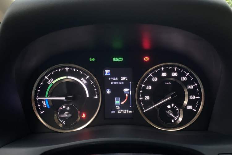 Used Toyota Alphard 2021 Dual-Engine 2.5L Luxury Edition Odometer Close Up