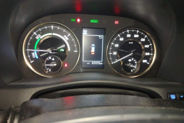 Used Toyota Alphard 2021 Dual-Engine 2.5L Prestige Edition Odometer Close Up