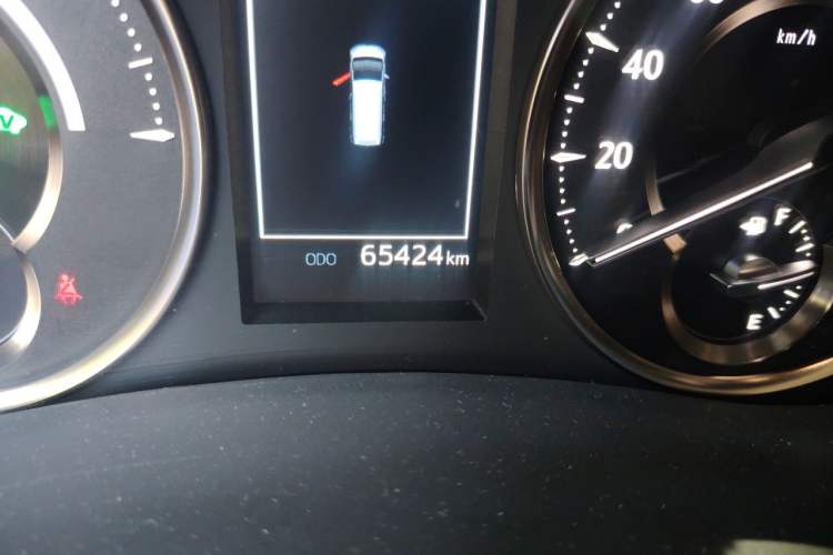 Used Toyota Alphard 2021 Dual-Engine 2.5L Prestige Edition Odometer Close Up