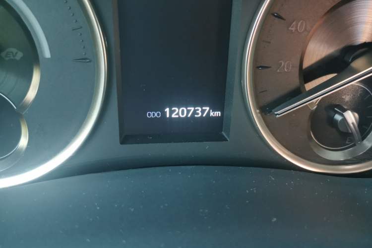 Used Toyota Alphard 2021 Dual-Motor 2.5L Premium Edition Odometer Close Up