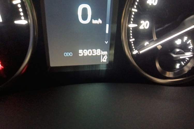 Used Toyota Alphard 2021 Dual-Engine 2.5L Prestige Edition Odometer Close Up