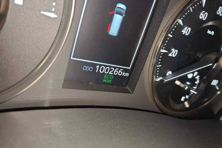Used Toyota Alphard 2021 Dual-Engine 2.5L Prestige Edition Odometer Close Up