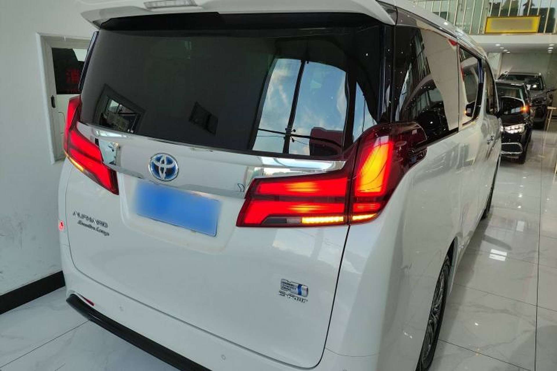 Used Toyota Alphard 2021 Dual-Engine 2.5L Prestige Edition Rear Right 45 Deg