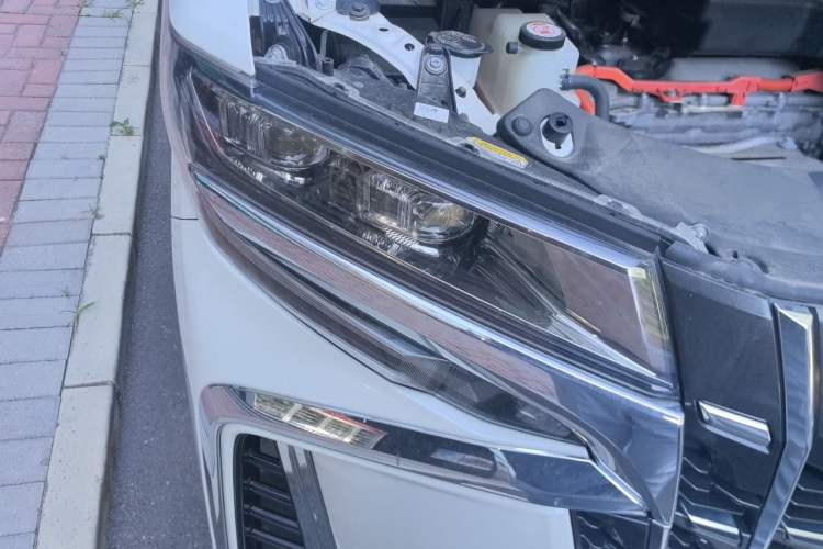 Used Toyota Alphard 2021 Dual-Motor 2.5L Premium Edition Right Front Headlight