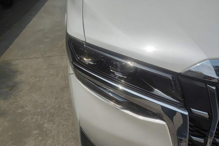 Used Toyota Alphard 2021 Dual-Engine 2.5L Luxury Edition Right Front Headlight