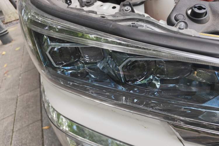Used Toyota Alphard 2021 Dual-Engine 2.5L Luxury Edition Right Front Headlight
