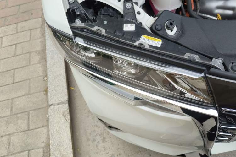 Used Toyota Alphard 2021 Dual-Engine 2.5L Luxury Edition Right Front Headlight