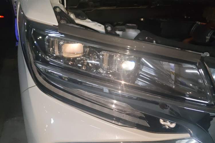 Used Toyota Alphard 2021 Dual-Motor 2.5L Premium Edition Right Front Headlight