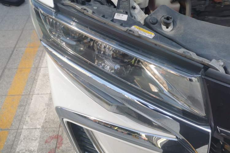 Used Toyota Alphard 2021 Dual-Motor 2.5L Premium Edition Right Front Headlight