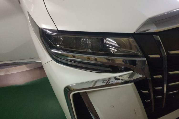 Used Toyota Alphard 2021 Dual-Motor 2.5L Premium Edition Right Front Headlight