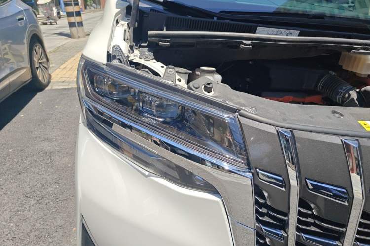 Used Toyota Alphard 2021 Dual-Engine 2.5L Prestige Edition Right Front Headlight