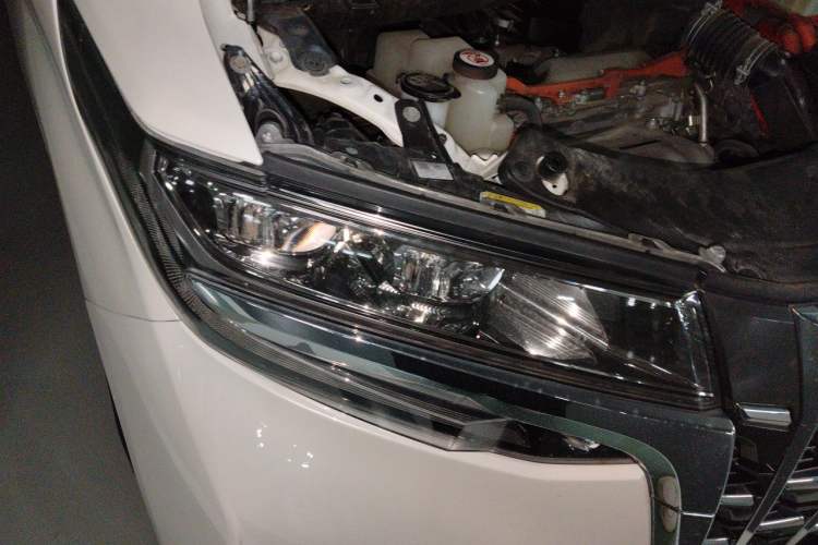 Used Toyota Alphard 2021 Dual-Engine 2.5L Prestige Edition Right Front Headlight