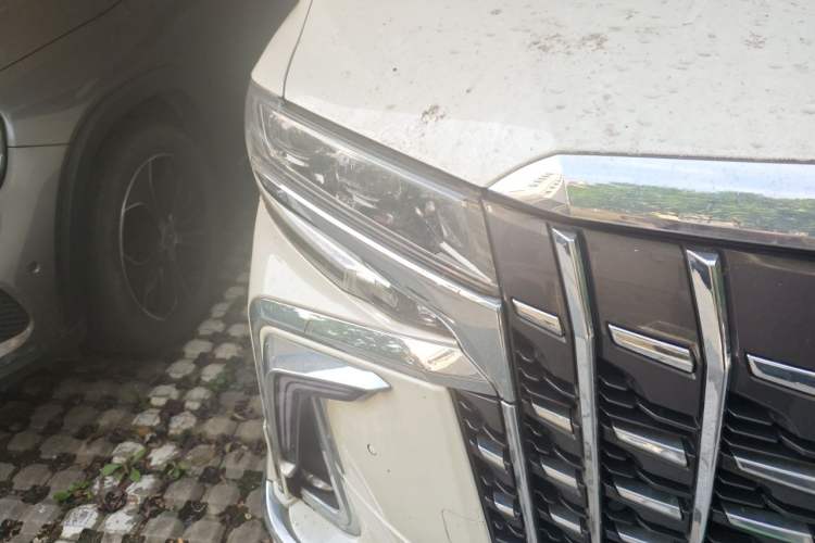 Used Toyota Alphard 2021 Dual-Engine 2.5L Luxury Edition Right Front Headlight