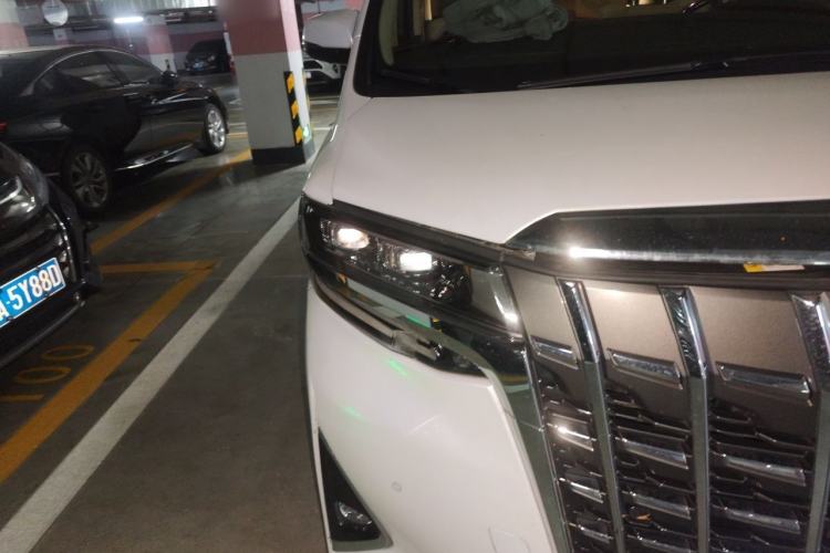 Used Toyota Alphard 2021 Dual-Engine 2.5L Luxury Edition Right Front Headlight