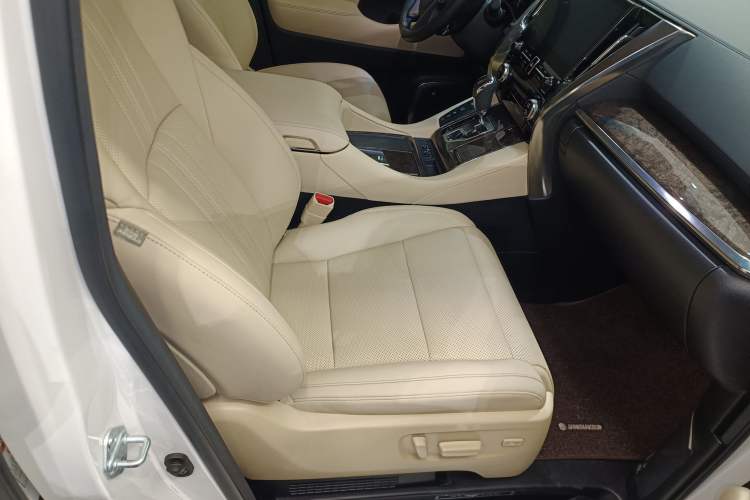 Used Toyota Alphard 2021 Dual-Engine 2.5L Prestige Edition Right Front Seat