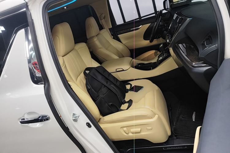 Used Toyota Alphard 2021 Dual-Engine 2.5L Prestige Edition Right Front Seat